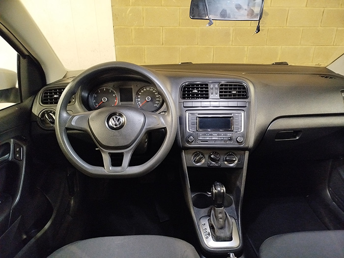 Volkswagen Polo Comfortline 2015